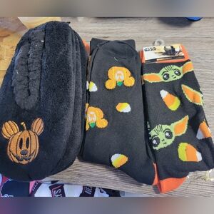 3 Pair NEW Disney Mickey Mouse Halloween‎ Socks & Slippers Mandalorian A23